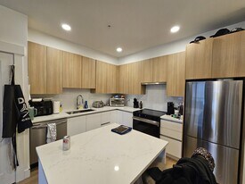 11907-11223 223 St in Maple Ridge, BC - Building Photo