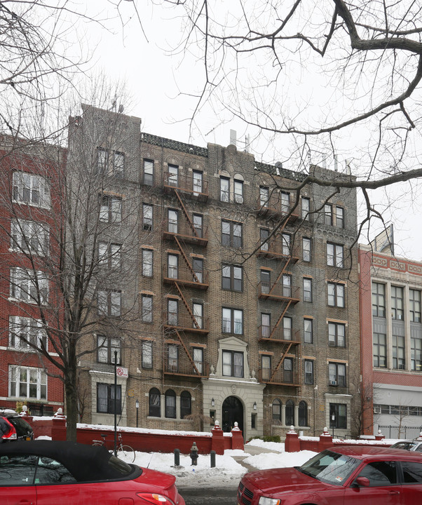 410 Eastern Parkway in Brooklyn, NY - Building Photo