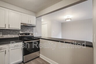 1800 Fenton St in Lakewood, CO - Building Photo - Building Photo