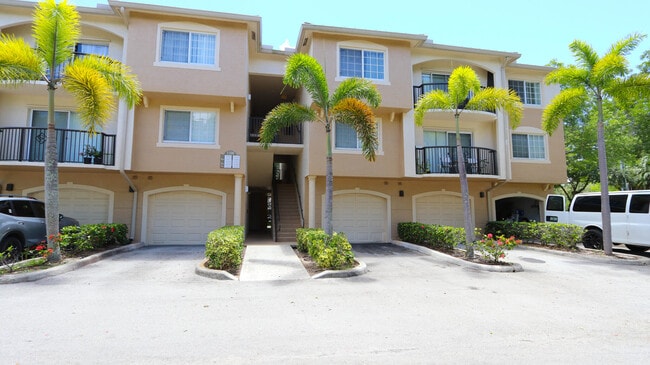property at 1100 Crestwood Ct S