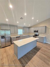 5519 Castania Dr in Sebring, FL - Building Photo - Building Photo