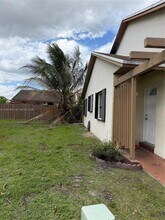 1419 Yellowthroat St in Homestead, FL - Building Photo - Building Photo