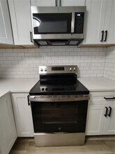 316 W Howry Ave in DeLand, FL - Building Photo - Building Photo