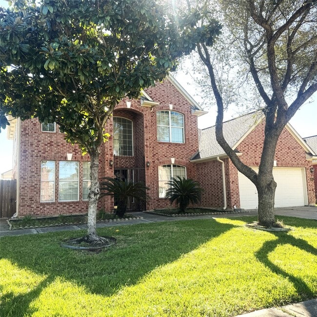 6611 Sunrise Valley Ln in Houston, TX - Building Photo - Building Photo