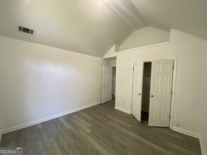 2761 Rambling Way in Lithonia, GA - Building Photo - Building Photo