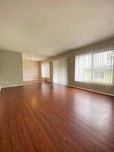 1017 N Spaulding Ave in West Hollywood, CA - Foto de edificio - Interior Photo