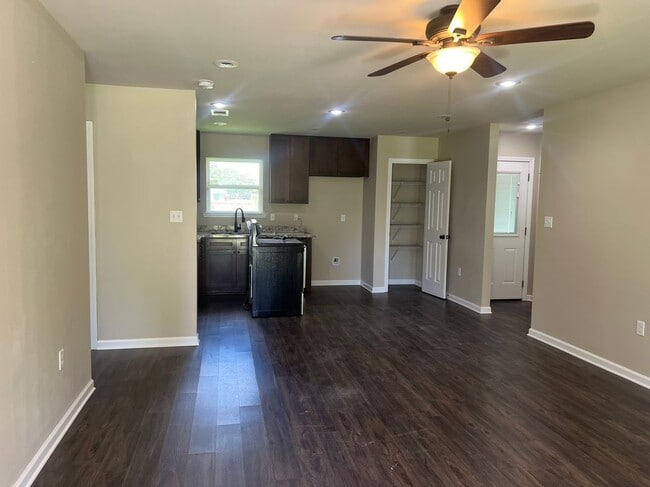421 Jack St in La Place, LA - Building Photo - Building Photo