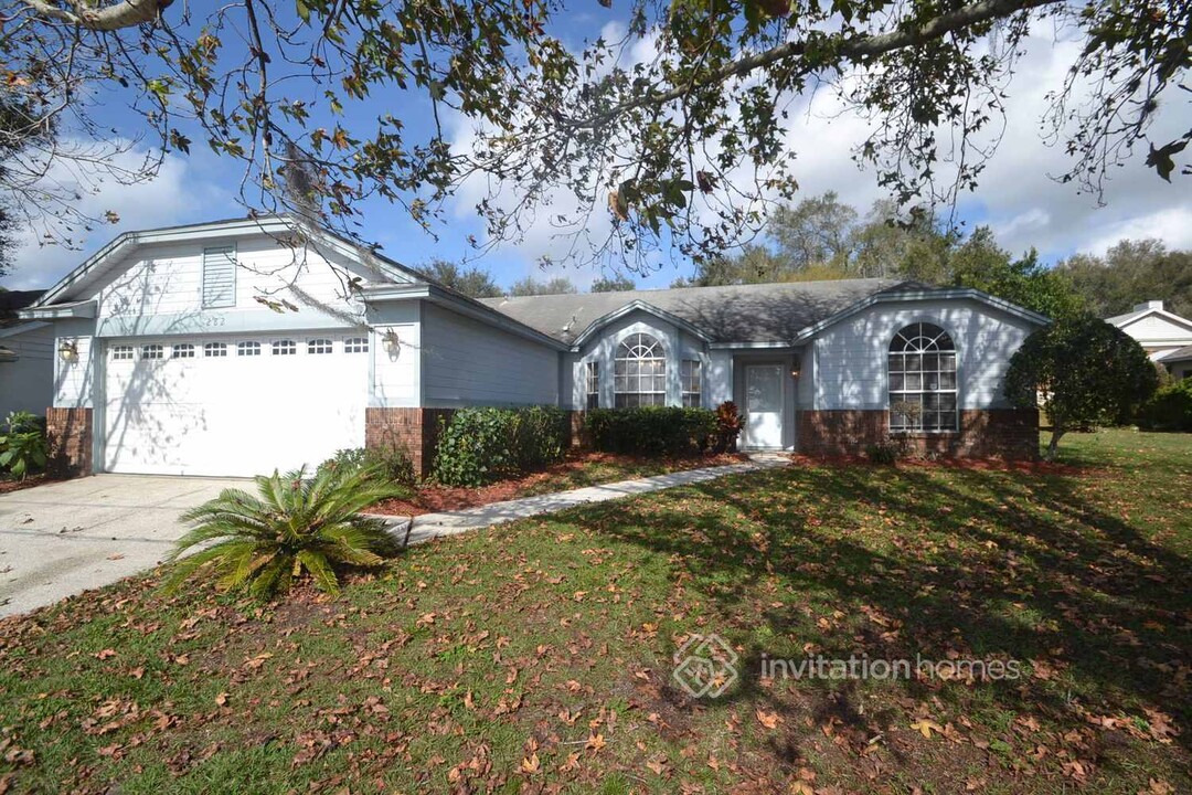 282 Lake Doe Blvd in Apopka, FL - Building Photo