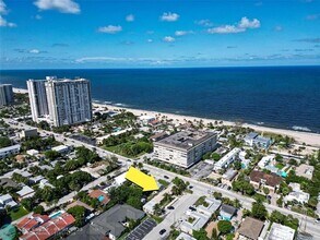413 S Ocean Blvd in Pompano Beach, FL - Building Photo - Building Photo
