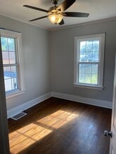 208 NW End Blvd in Cape Girardeau, MO - Foto de edificio - Building Photo