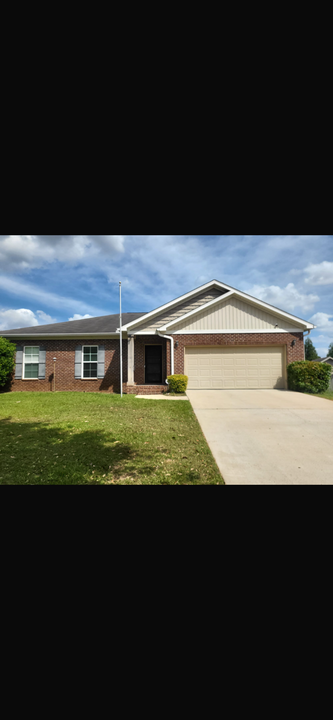 101 Belhaven Dr in Dothan, AL - Foto de edificio