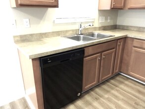 2426 Thoreau St in North Charleston, SC - Building Photo - Building Photo