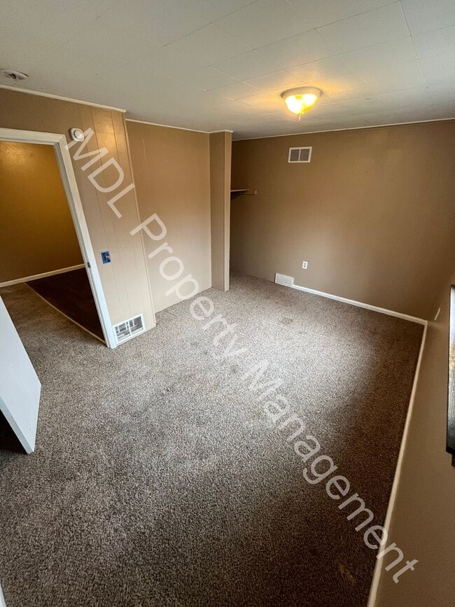 206 Harold St in Midland, MI - Building Photo - Building Photo
