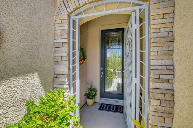 property at 2176 Shadow Canyon Dr