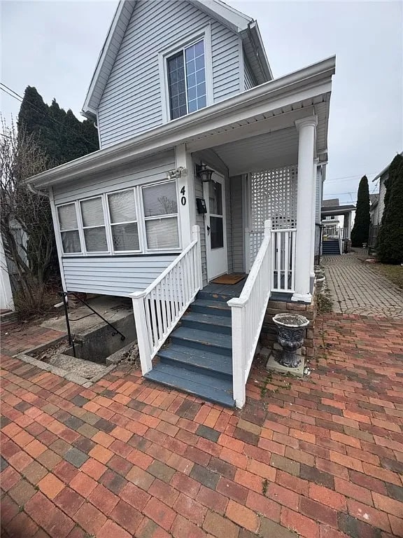 property at 40 Braddock St