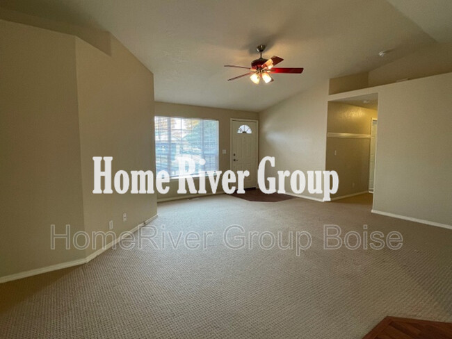 691 N Tidwell Way in Meridian, ID - Building Photo - Building Photo
