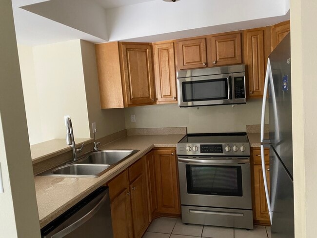 property at 1530 SE Royal Green Cir