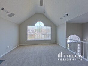 1384 Claredon Dr NW in Lawrenceville, GA - Building Photo - Building Photo