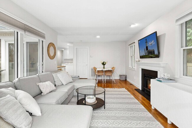 23 Town Ln in East Hampton, NY - Building Photo - Building Photo