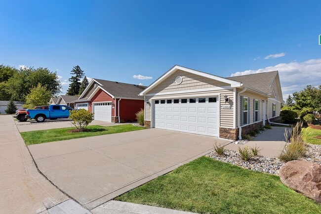 Redwood Brownstown West Road South