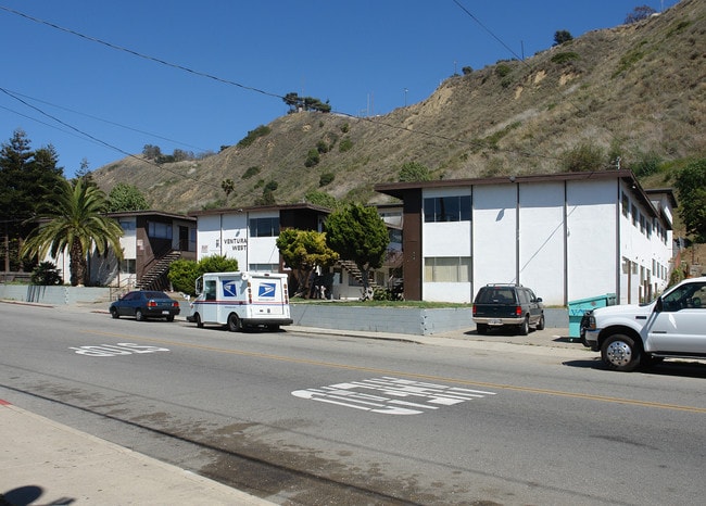 Pacific Palms Apartment Homes in Ventura, CA - Building Photo - Building Photo