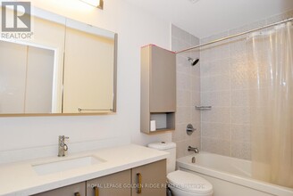 28-128 Uptown Dr in Markham, ON - Building Photo - Building Photo