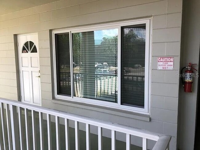 2071 Australia Way W in Clearwater, FL - Building Photo - Building Photo