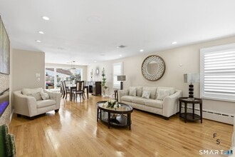 508 Highland St in Wethersfield, CT - Building Photo - Building Photo