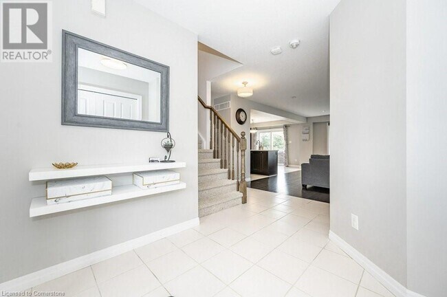 131 Hardcastle Dr in Cambridge, ON - Building Photo - Building Photo