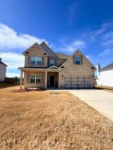 215 Shoshone Cir in Kathleen, GA - Building Photo - Building Photo
