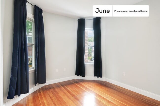 Room in Shared 4 bed/2 bath home in Boston, MA - Building Photo - Building Photo