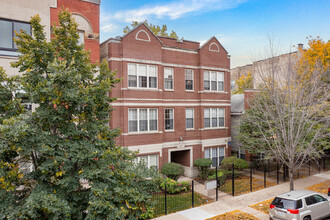 2119 W Washington Blvd, Unit 3 in Chicago, IL - Building Photo - Building Photo