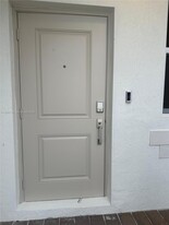 2534 SE 27th Dr in Homestead, FL - Building Photo