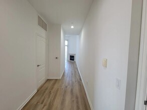 1725 Butler Ave in Los Angeles, CA - Foto de edificio - Building Photo
