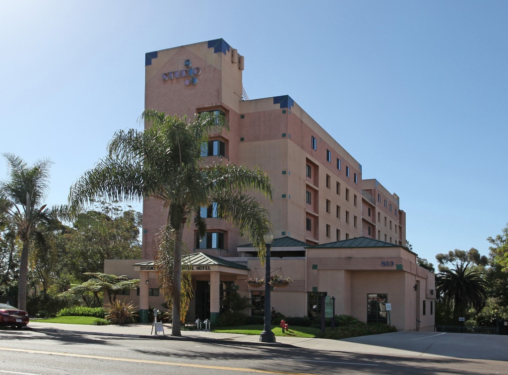 Vantaggio Suites Hillcrest San Diego, CA Apartments
