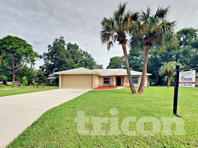 property at 2215 3rd Ave E