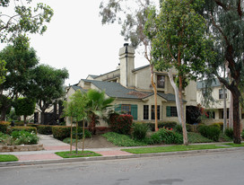 2624 Monte Carlo Dr Apartments