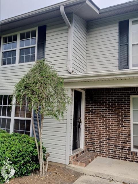 property at 2494 Etiwan Ave