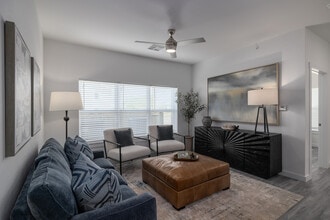 Silos on the Square in Springdale, AR - Building Photo - Interior Photo