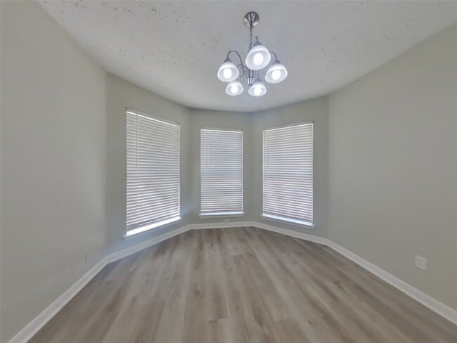 property at 2013 Greenwood Dr