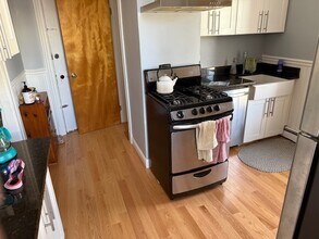 137 Columbia St, Unit 3R in Cambridge, MA - Building Photo - Building Photo