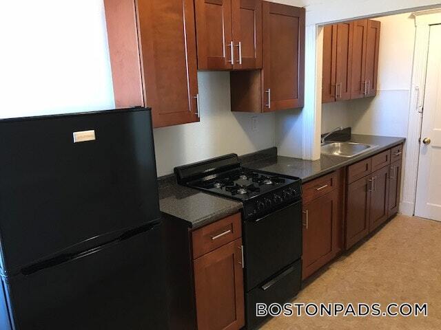8 Vinal St in Boston, MA - Building Photo - Building Photo