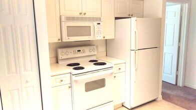 2730 Anzio Ct in Palm Beach Gardens, FL - Building Photo - Building Photo
