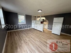 11321 Winner Rd in Independence, MO - Building Photo - Building Photo