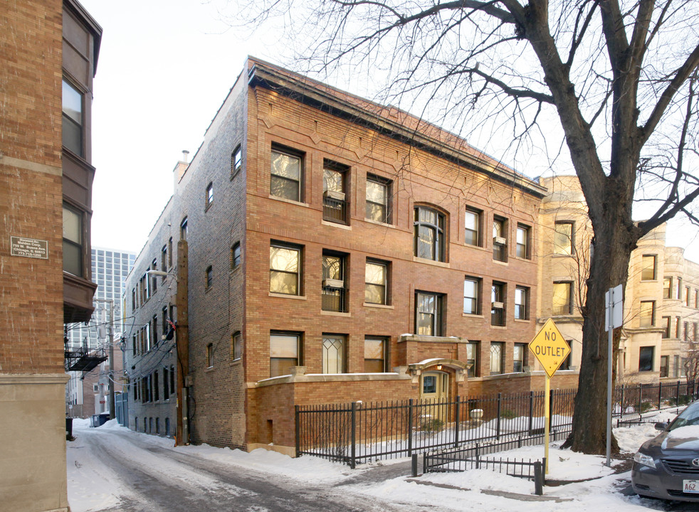 4331-4333 N Hazel St in Chicago, IL - Building Photo