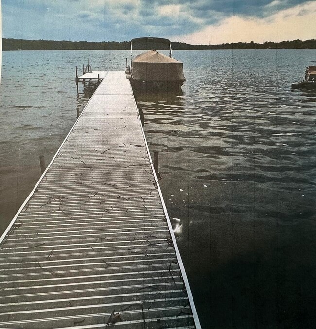 5550 Joslin Dr in Gregory, MI - Building Photo - Building Photo