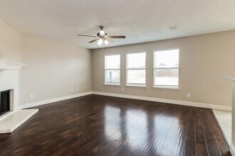 813 Post Oak Trail in Anna, TX - Building Photo - Building Photo