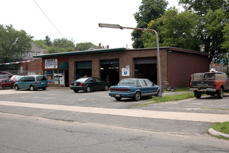 Berkshiretown Apartments in Pittsfield, MA - Building Photo - Building Photo