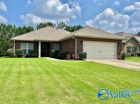 140 Clydesdale Ln in Harvest, AL - Building Photo