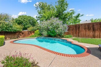 6944 Canyon Springs Rd in Fort Worth, TX - Building Photo - Building Photo